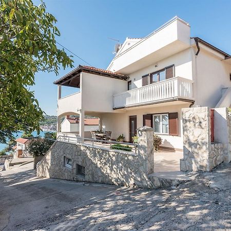 Apartments Snjezana Tisno Kültér fotó