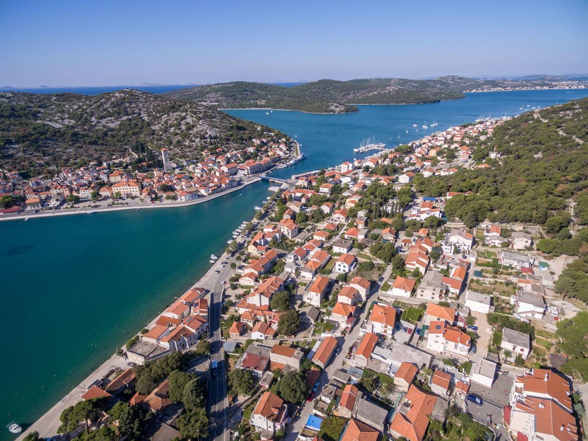 Apartments Snjezana Tisno Kültér fotó